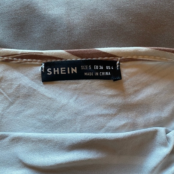 BRAND NEW NEVER WORN SHEIN MARBLE PRINT BODY CON DRESS - Picture 3 of 3